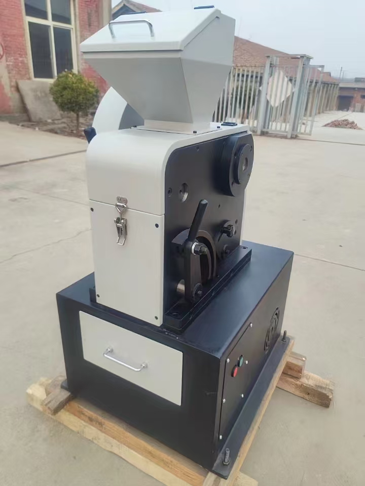 碳化鎢材質(zhì)顎式破碎機(jī)的優(yōu)勢(shì)